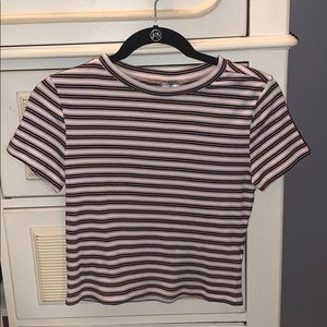 Very cute cropped shirt